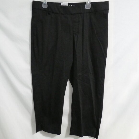 LEE - Style Up | 14 medium | Black Capri Pants | Slit Bottom Sides | NWOT - Picture 1 of 16